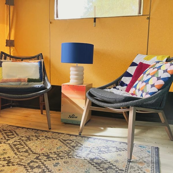 espace salon insafaritent Sziget